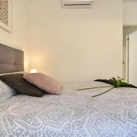 Apartment Huerto Del Conde Málaga